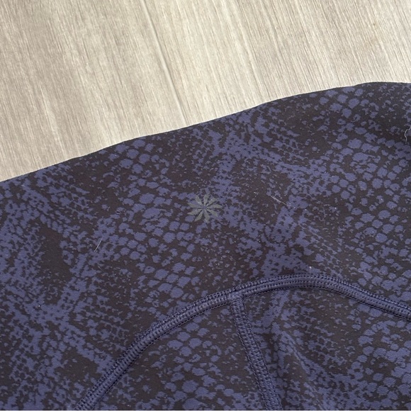 • [Athleta] Ultimate 7/8 Tight • - Picture 10 of 11